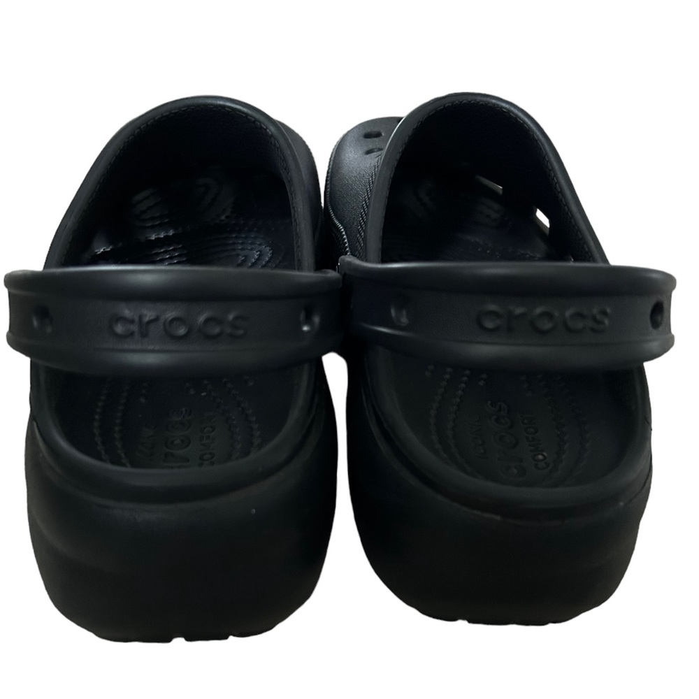Classic Black Clogs - Picture 5 of 9